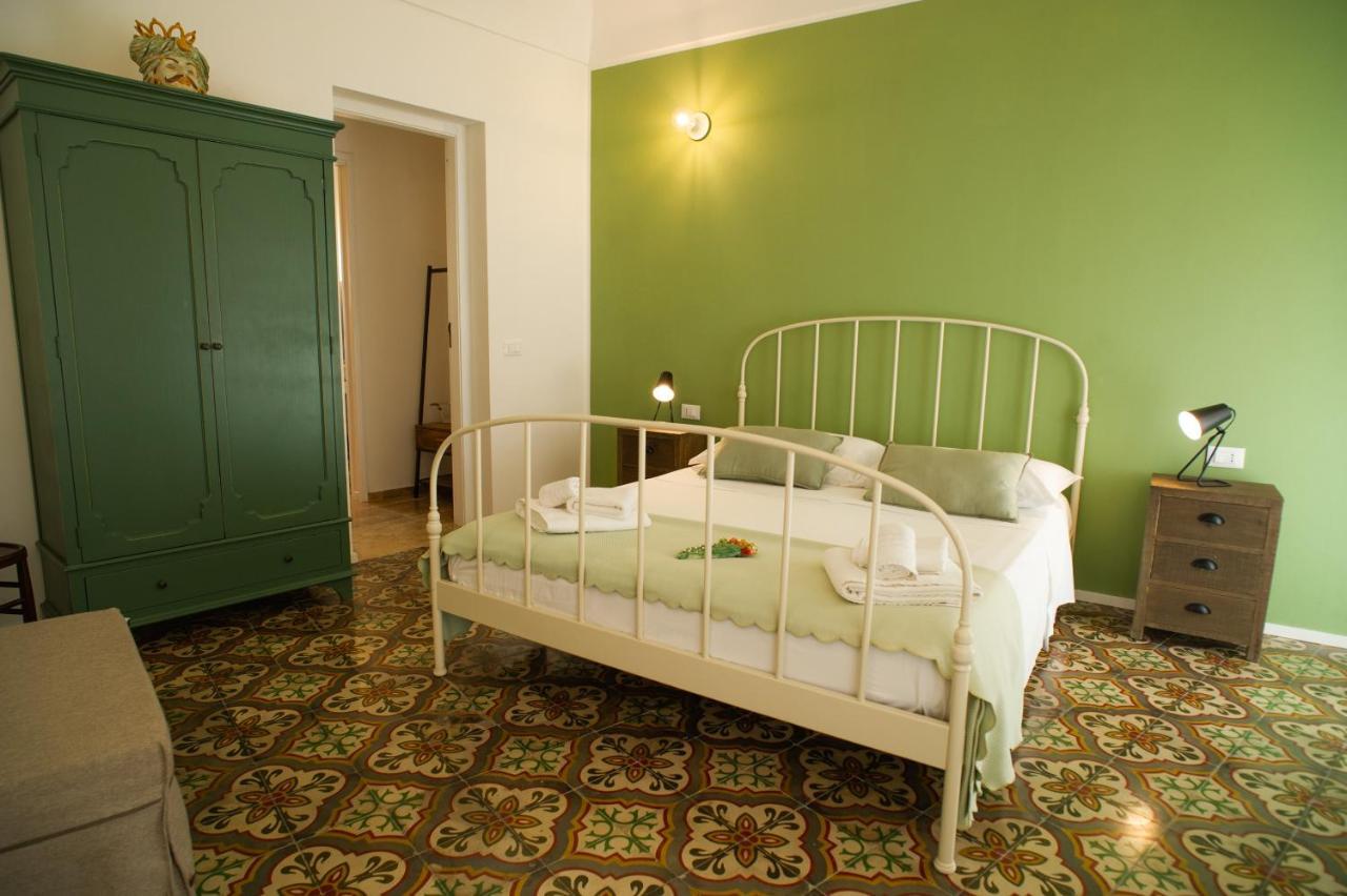 Couette-café Meridiano12 *